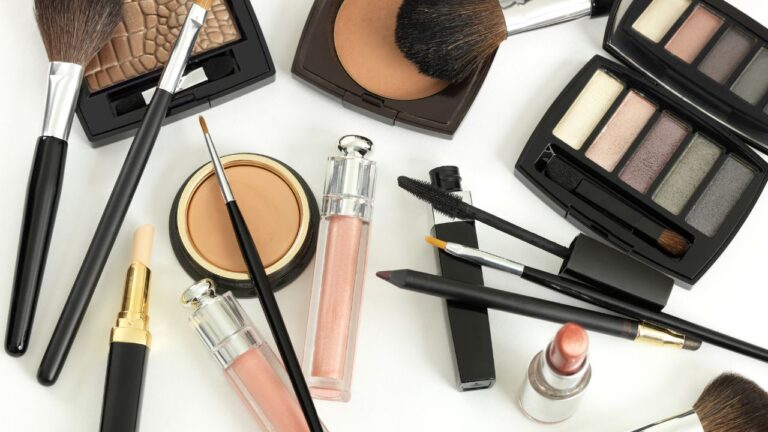 Inilah Jenis dan Makna Dibalik Seserahan Make Up