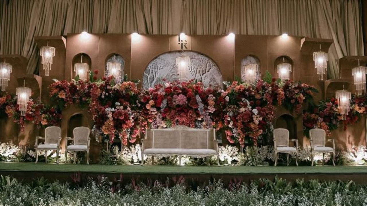 Terracotta & Cream Rustic Chic