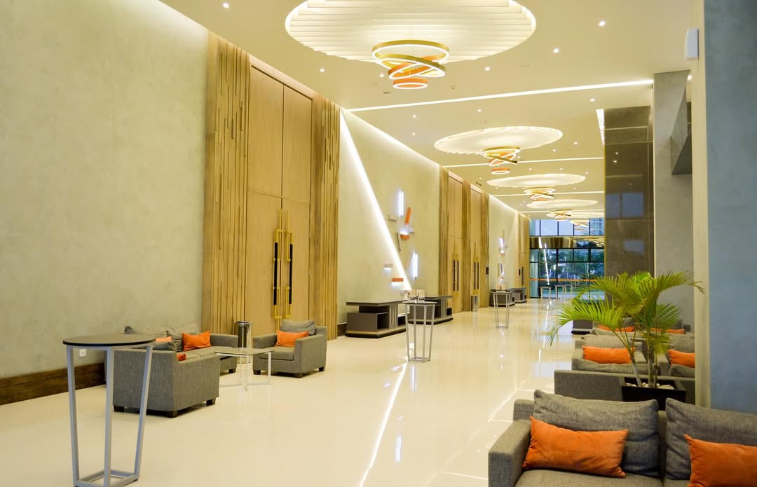 Unleash the grandeur of your events at Bekasi largest HARRIS Convention Hall Summarecon ✨With a (1)