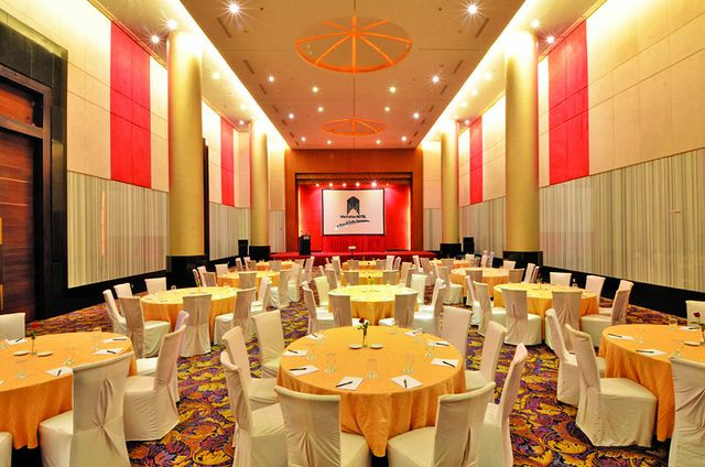 Manhattan Kuningan 2