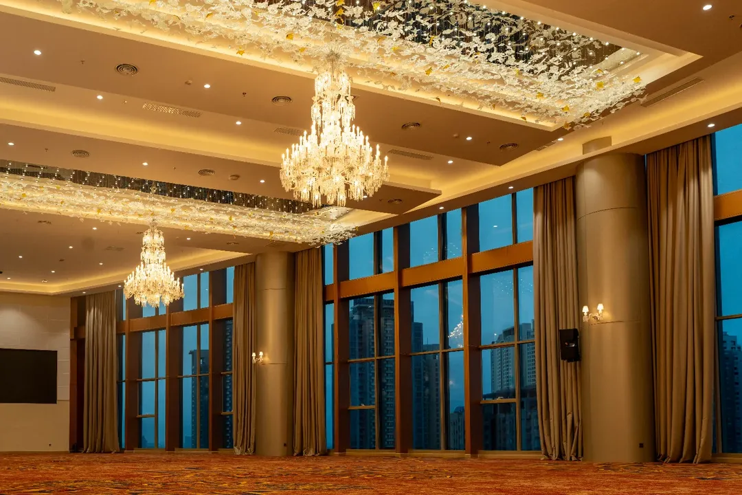 When your wedding venue has that wow factor..